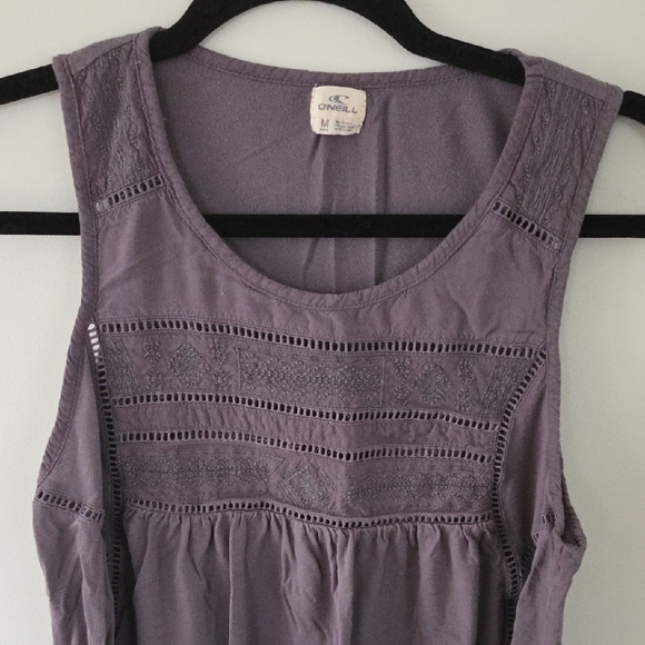 O'Neill Sleeveless Top - Picture 2 of 6